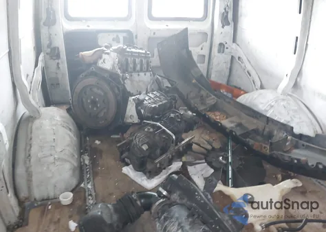 2011 Chevrolet Express 2500 Work Van z USA, uszkodzony, nr VIN 1GCWGGCA3B1127003